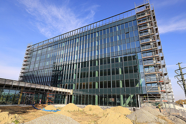 Oddanie do użytku pierwszego etapu Eco City Katowice planowane jest na przełomie 2023 i 2024 roku. Oddanie do użytku pierwszego etapu Eco City Katowice planowane jest na przełomie 2023 i 2024 roku.