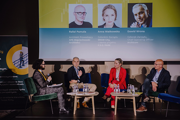 W panelu dyskusyjnym „Puls inwestycji” głos zabrali: Dawid Wrona, członek zarządu, chief operating officer w Archicom, Anna Watkowska, członkini zarządu OKAM City oraz Rafał Pamuła, architekt z pracowni APA Wojciechowski Architekci.