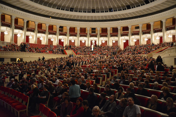 Modernizacja Sali Kongresowej pochłonie ponad 390 mln zł. Modernizacja Sali Kongresowej pochłonie ponad 390 mln zł.