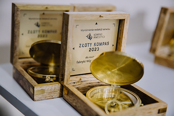 Wyróżnienie redakcji serwisu Kompas Inwestycji trafiło do inwestora – Zarządu Inwestycji Miejskich w Łodzi, projektanta – Pracowni Projektowej F-11 oraz do wykonawcy - firmy Mostostal Warszawa. Wyróżnienie redakcji serwisu Kompas Inwestycji trafiło do inwestora – Zarządu Inwestycji Miejskich w Łodzi, projektanta – Pracowni Projektowej F-11 oraz do wykonawcy - firmy Mostostal Warszawa.