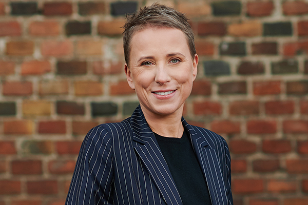 Moim priorytetem w nowej roli będzie nadanie jeszcze szybszego tempa rozwoju organizacji, którego fundamentem będzie ogólnopolska ekspansja – zapowiada Katarzyna Unold, prezes zarządu w TDJ Estate. Moim priorytetem w nowej roli będzie nadanie jeszcze szybszego tempa rozwoju organizacji, którego fundamentem będzie ogólnopolska ekspansja – zapowiada Katarzyna Unold, prezes zarządu w TDJ Estate.