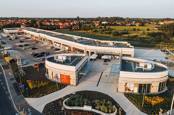 Park handlowy Plac Vogla w Warszawie zmienił właściciela. Park handlowy Plac Vogla w Warszawie zmienił właściciela.