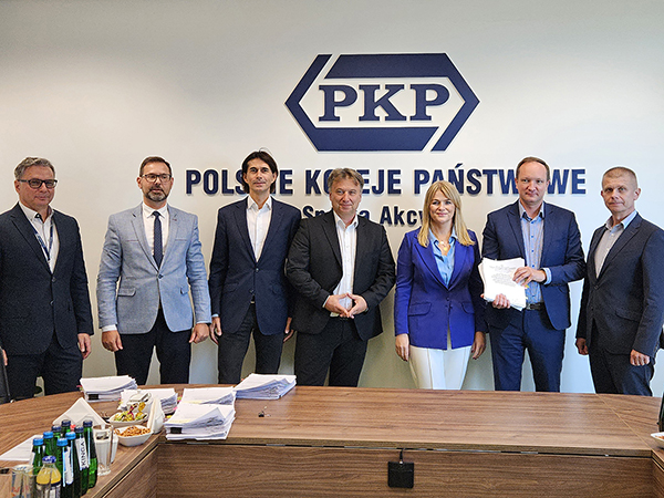 Spółki PKP i Xcity Investment oraz Ghelamco podpisały aneks do umowy inwestycyjnej Spółki PKP i Xcity Investment oraz Ghelamco podpisały aneks do umowy inwestycyjnej