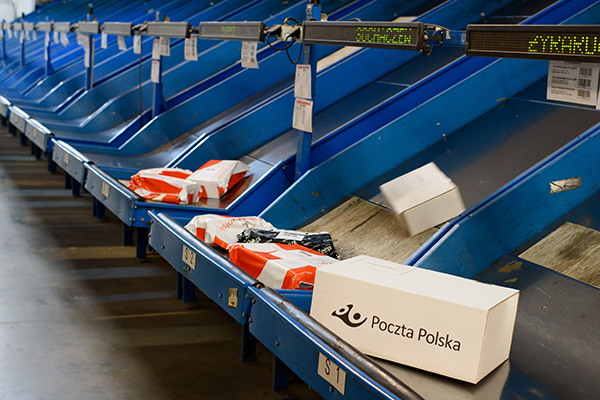 W okolicach podwarszawskiego Radzymina powsatnie nowa sortownia Poczty Polskiej. Fot. materiały prasowe. W okolicach podwarszawskiego Radzymina powsatnie nowa sortownia Poczty Polskiej. Fot. materiały prasowe.