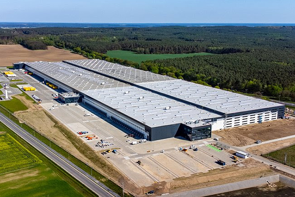 Projekt Panattoni Park Sulechów III powstał dla działającej na rynku e-commerce firmy BestSecret Projekt Panattoni Park Sulechów III powstał dla działającej na rynku e-commerce firmy BestSecret