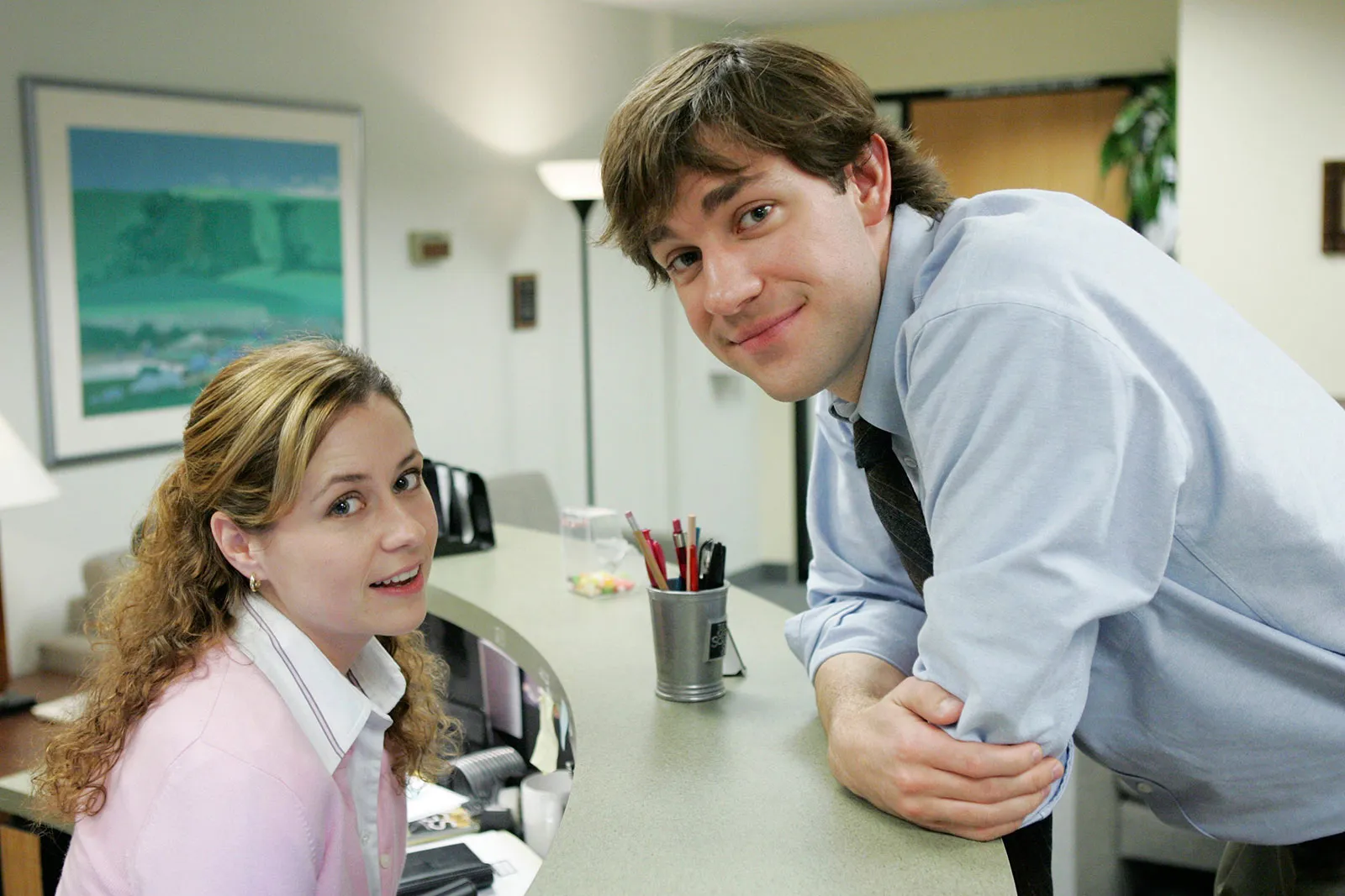 promotional-photograph-The-Office-John-Krasinkski-Jenna-Fischer.webp